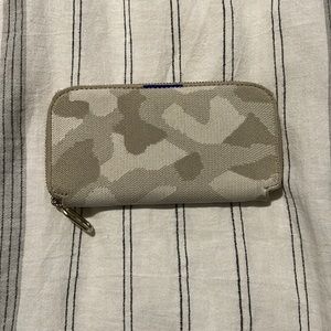 Rothy’s Continental Wallet - Tan Camo